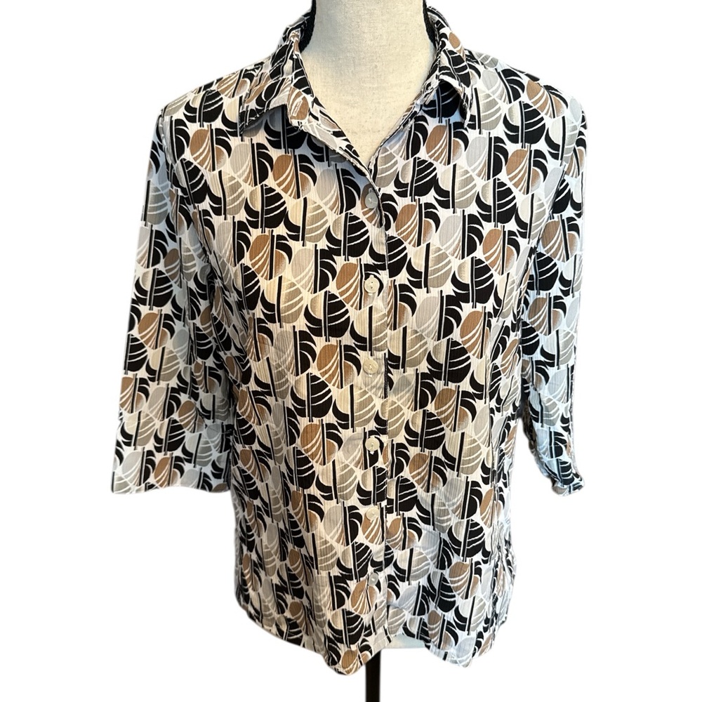 Black and White Boxy Button Down Shirt with Notched Collar
